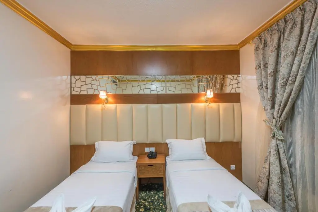 Grand Zowar Hotel