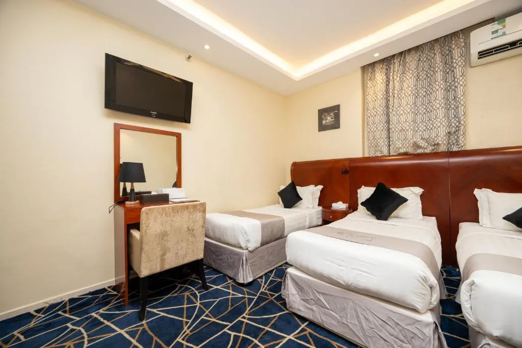 Al Manara Ewaa Hotel