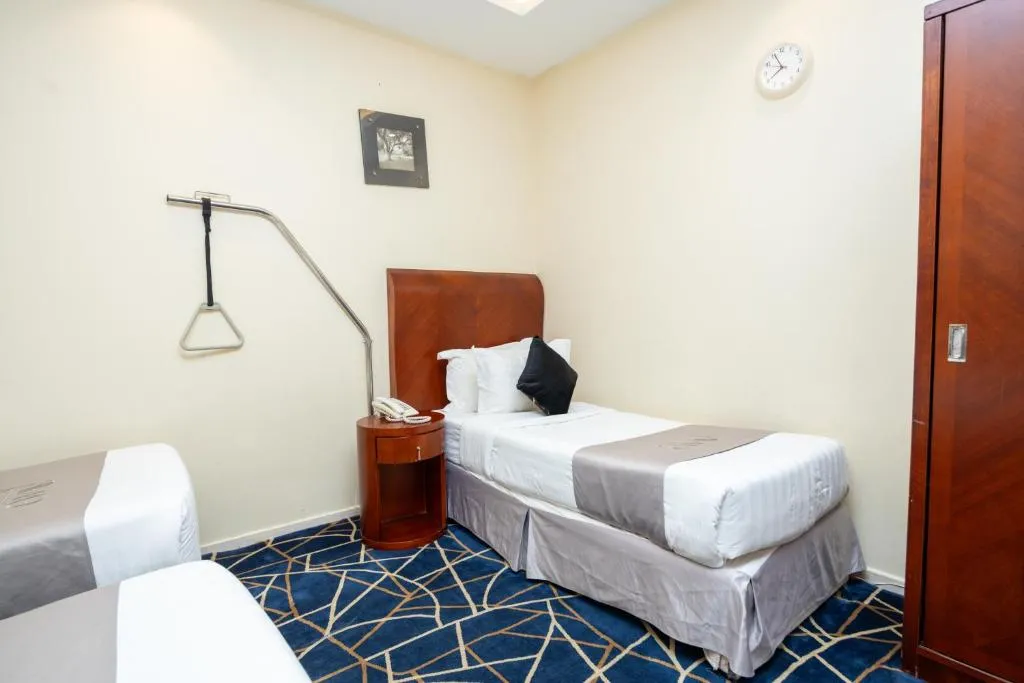 Al Manara Ewaa Hotel