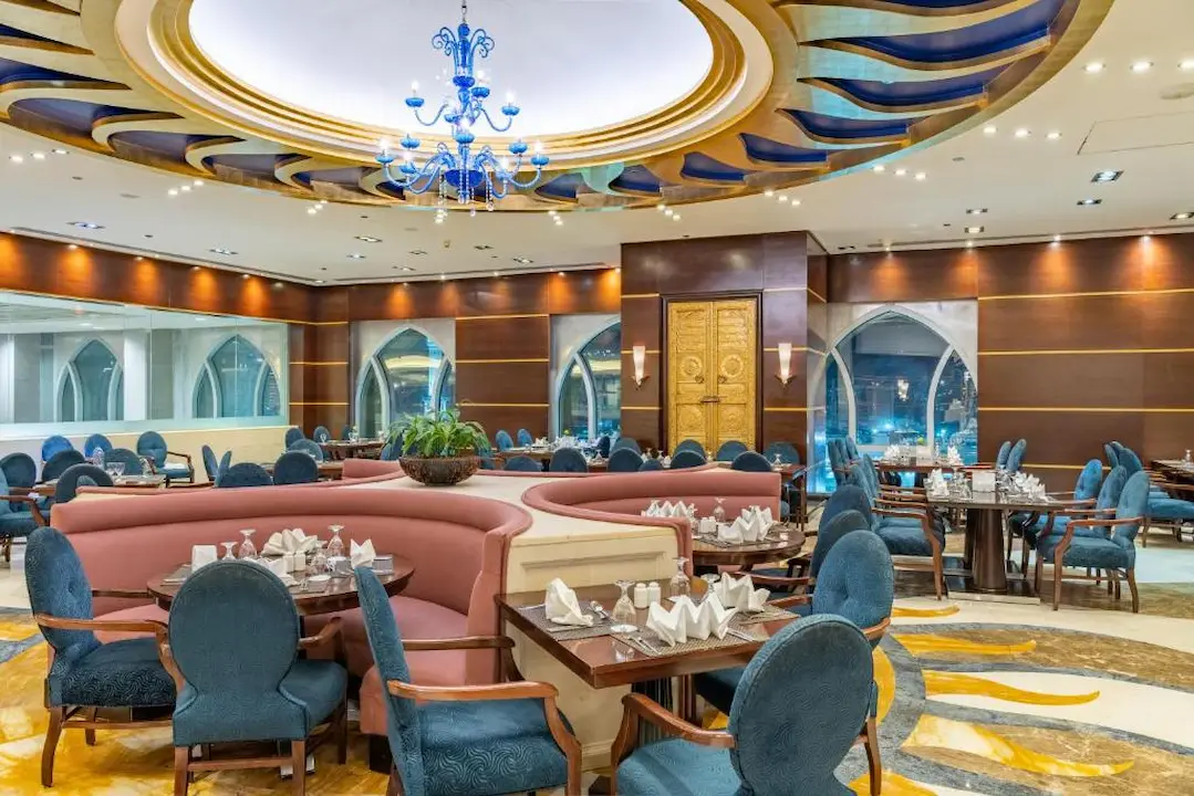 Pullman_ZamZam21.webp
