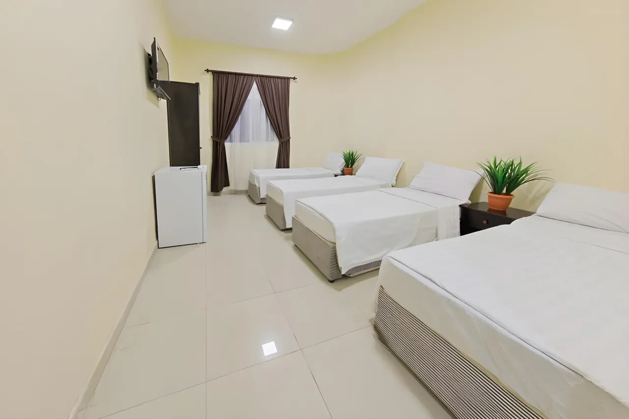 Pullman_ZamZam21.webp