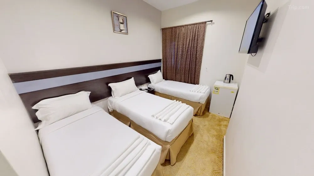 Pullman_ZamZam21.webp