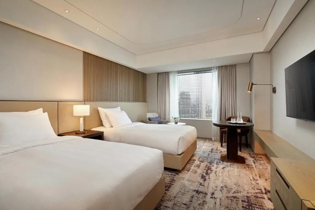 Lotte Hotel World