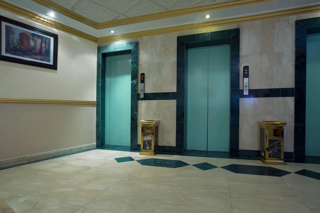 Pullman_ZamZam21.webp