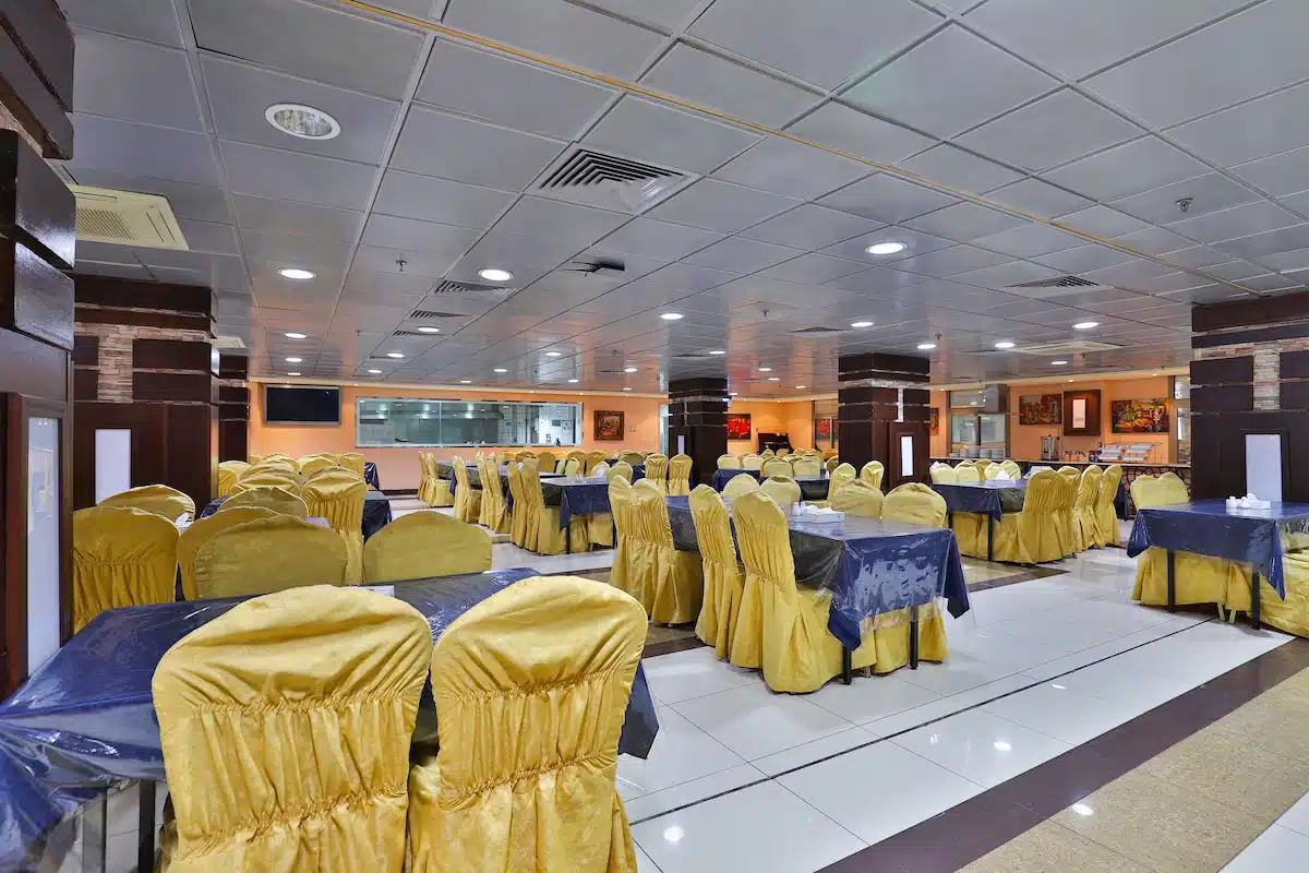 Pullman_ZamZam21.webp