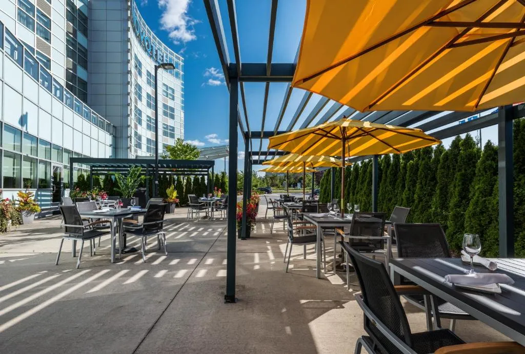 Novotel Montreal Aeroport