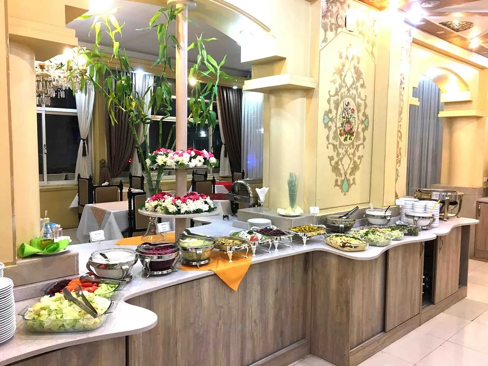 Parsian Kowsar Hotel