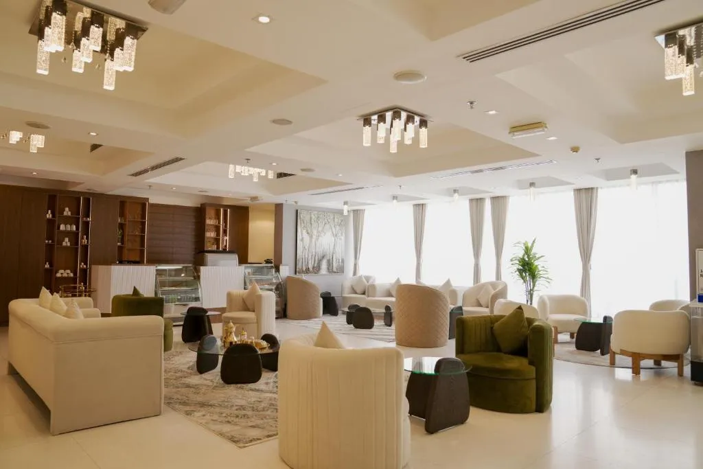 Royal Grand Suite Hotel