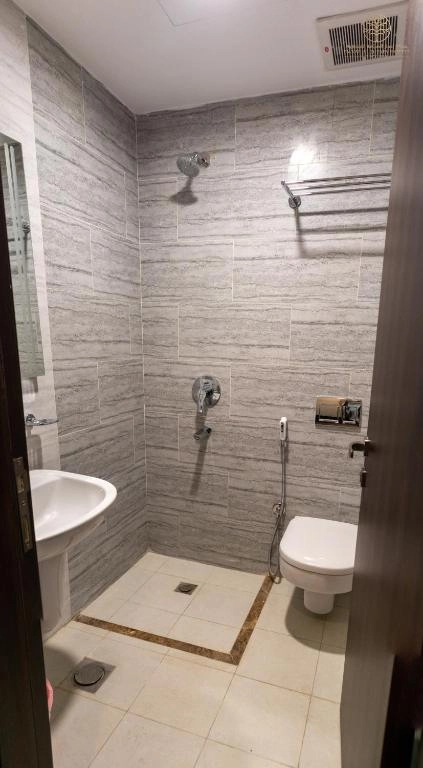 Pullman_ZamZam21.webp
