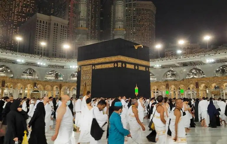 14 Nights Ramadan Umrah Package 2026