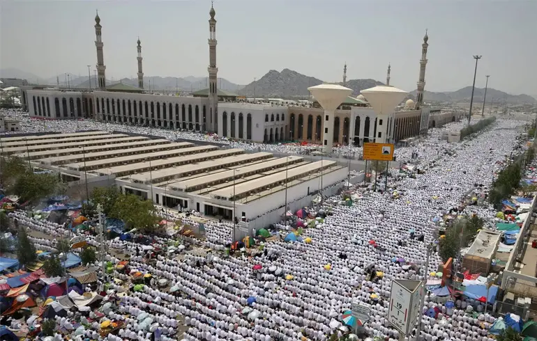 package_makkah