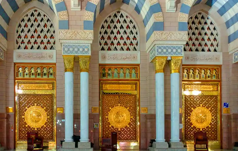 10 Nights 3 Star Umrah Rochdale Holiday Package