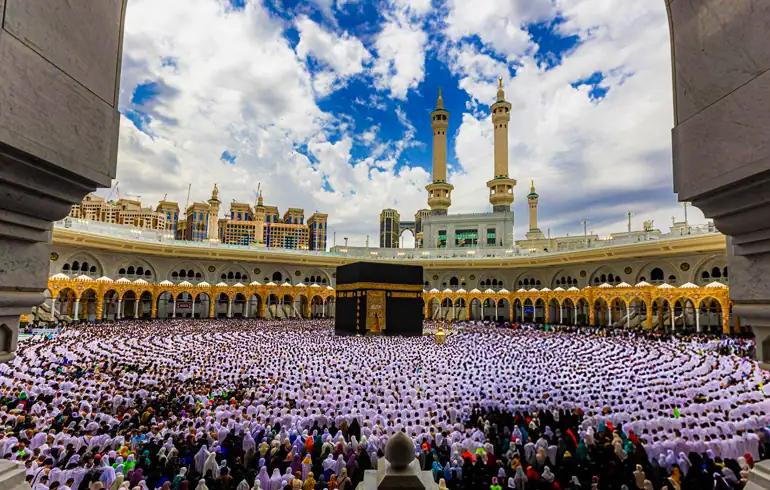 14 Nights 4 Star Ramadan Umrah Package 