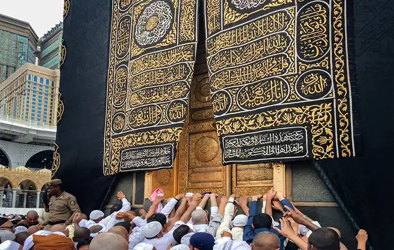 Get 7 Nights 5 Star Umrah Package