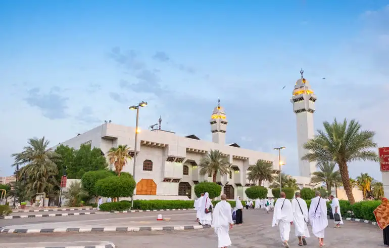 package_makkah