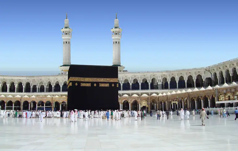 7 Nights 3 Star Umrah offer