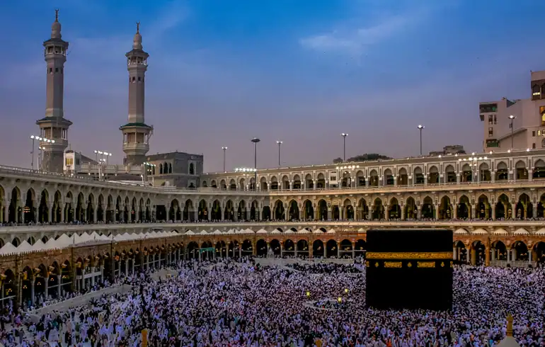 7 Nights 3 Star Umrah offer