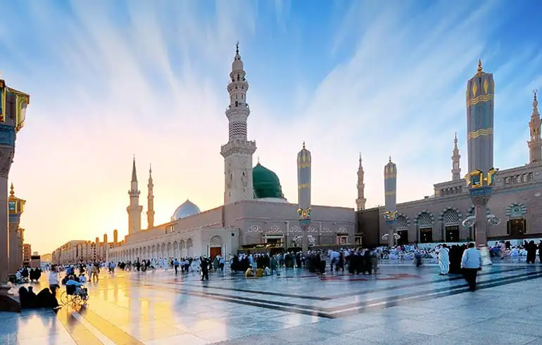 package_makkah