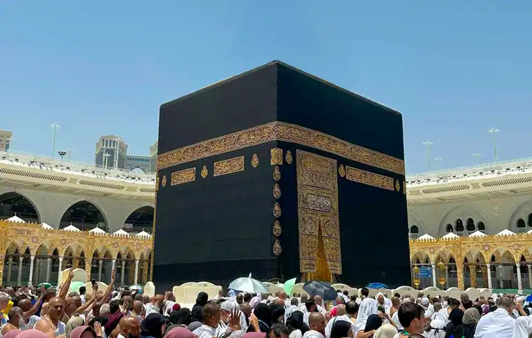 25 Nights 3 Star Hajj Package Glasgow