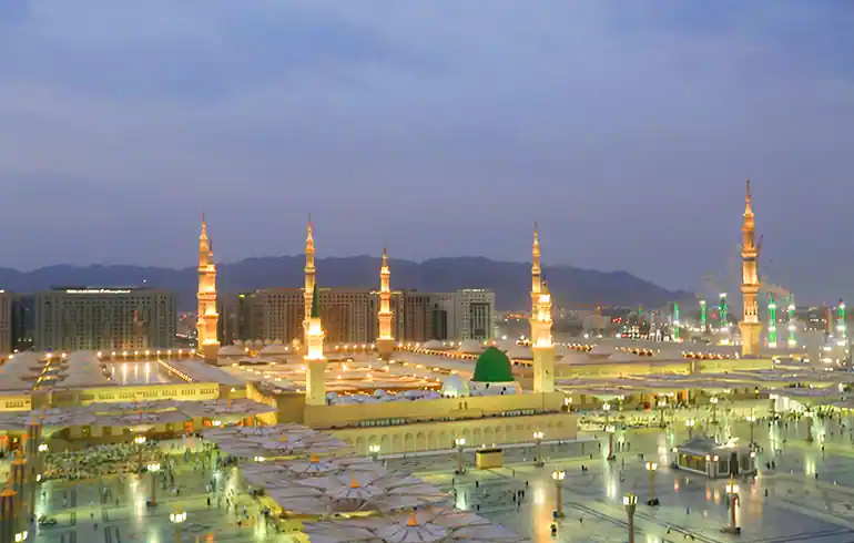 10 Nights 3 Star London Umrah Package 