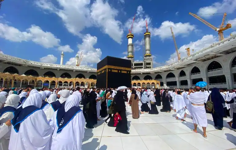 7 Nights 4 Star Leicester Umrah package 