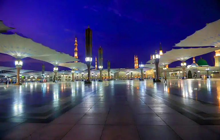 7 Nights 4 Star Umrah with Granada Holidays Package