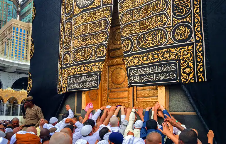 30 Nights 3 Star Hajj Package Birmingham