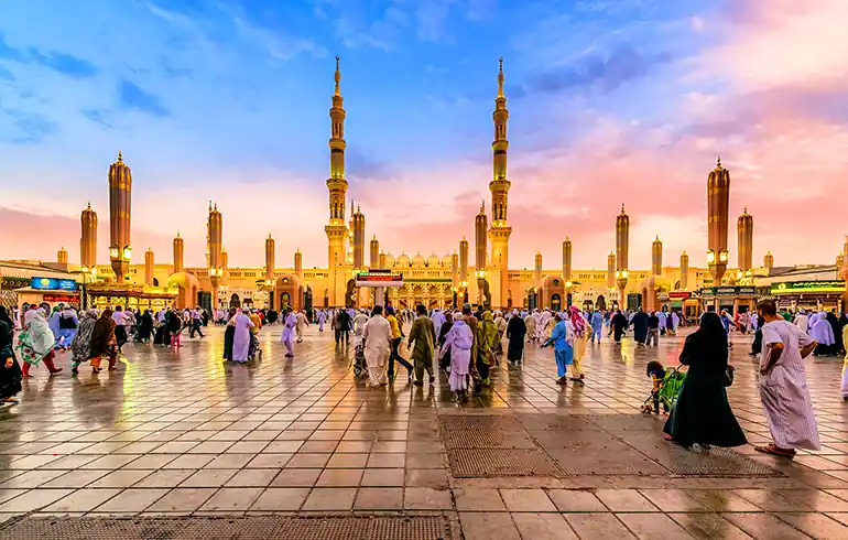 15 Nights 5 Star Umrah package Bradford