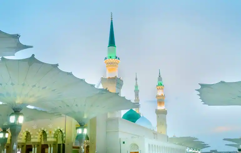 7 Nights 4 Star Umrah Package with Indonesia Holidays