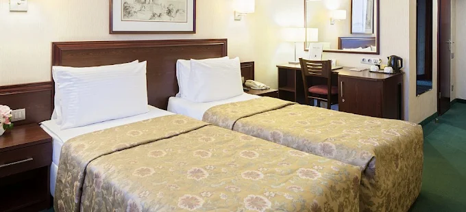 Aerostar Hotel