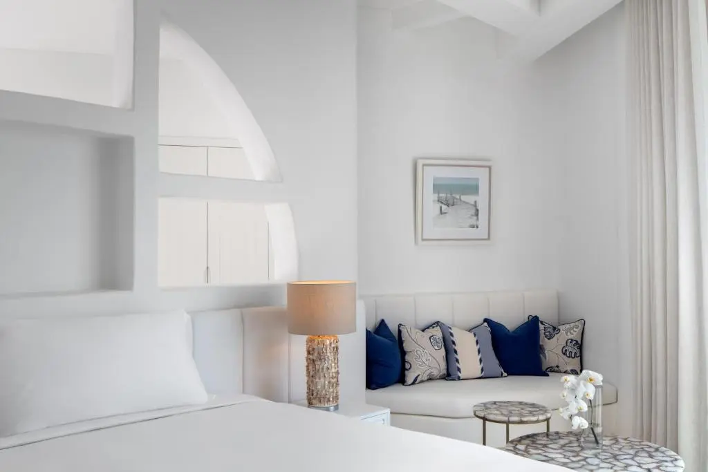 Anantara Santorini Abu Dhabi