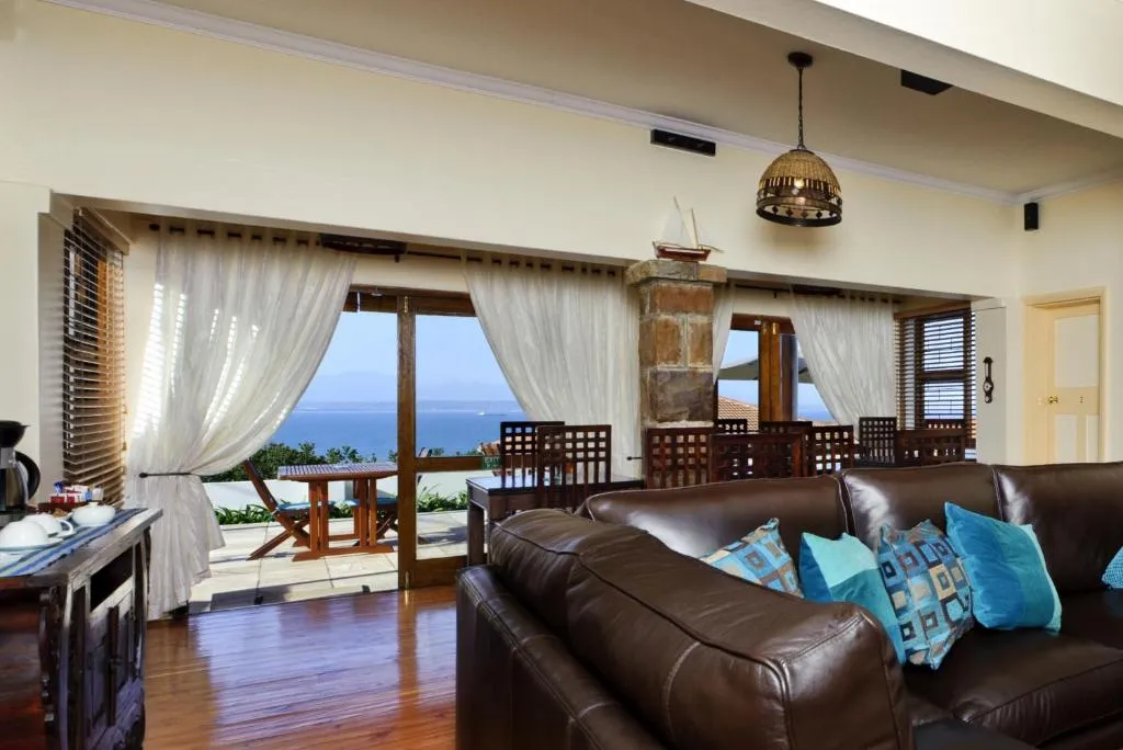 Aquamarine Guest House 
