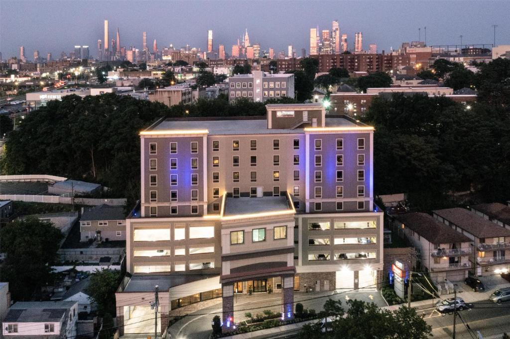 7-Night Stay Package at Best Western Premier NYC Gateway
