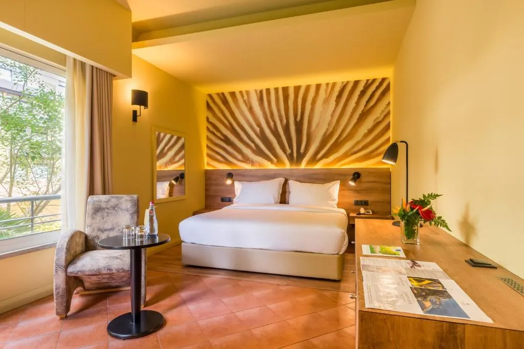 4 Nights at Holiday Calheta Beach