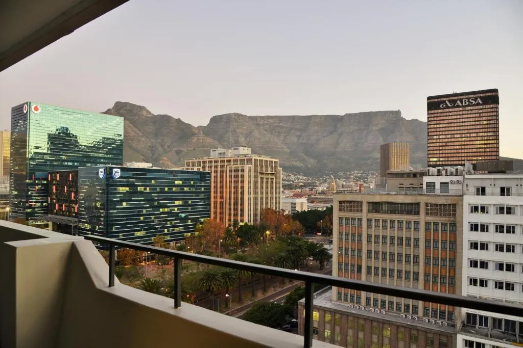 Capetonian Hotel