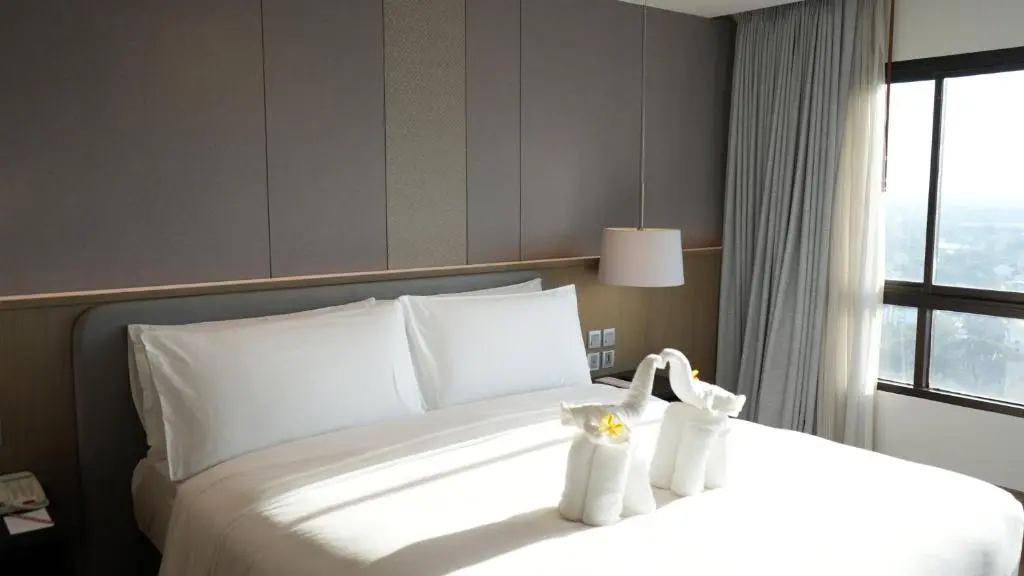 Centara Riverside Hotel