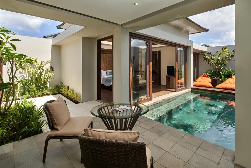 Cross Bali Breakers Resort