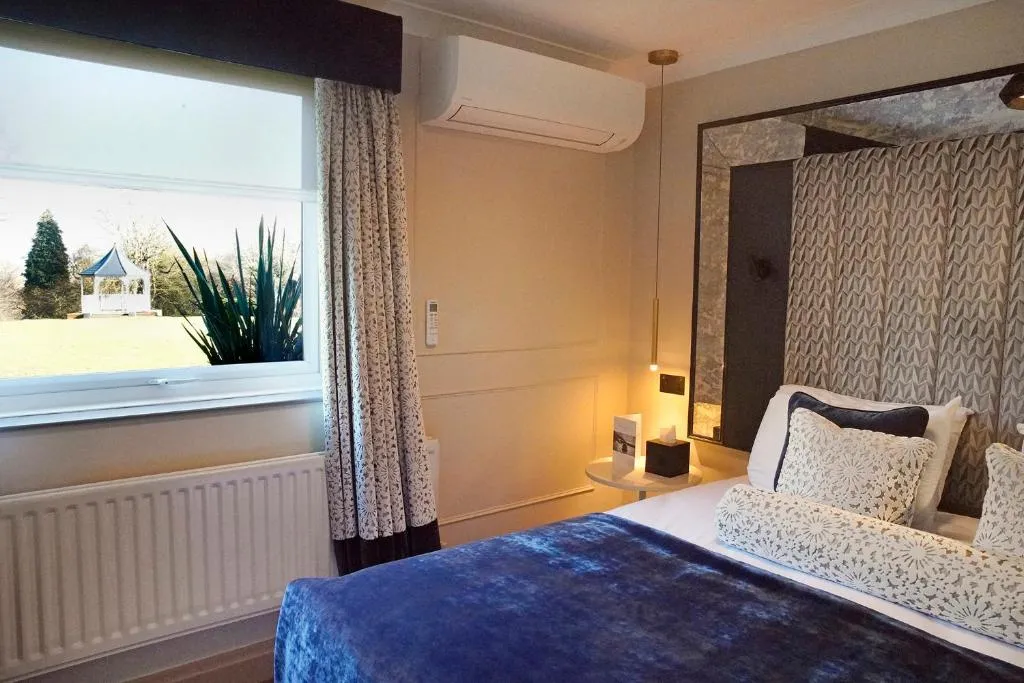 Denham Grove Hotel