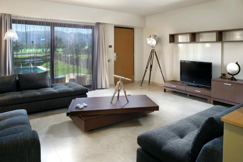 Affordable 7 Nights Package Elite City Resort