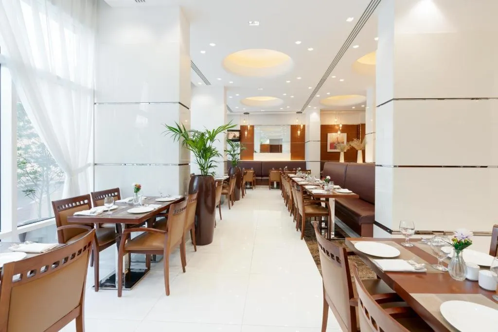 Golden Sands Hotel & Residences