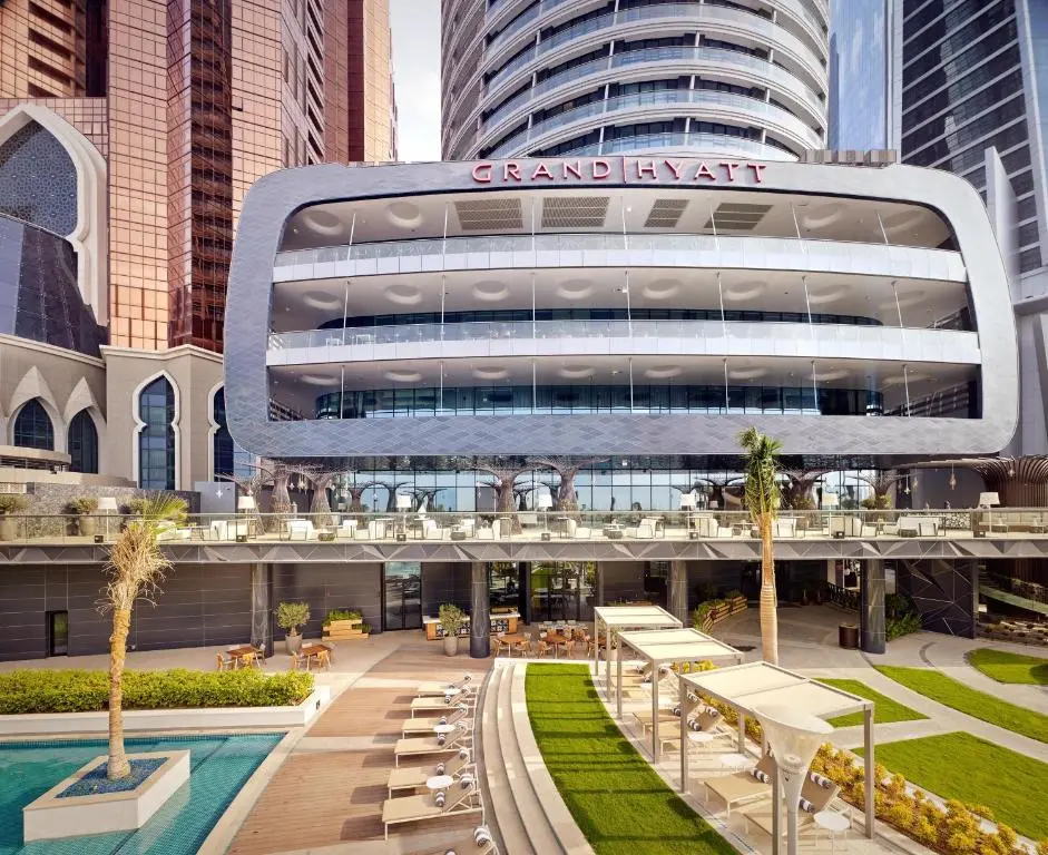 Grand Hyatt Abu Dhabi | Emirates Pearl Luxury Hotel Stay