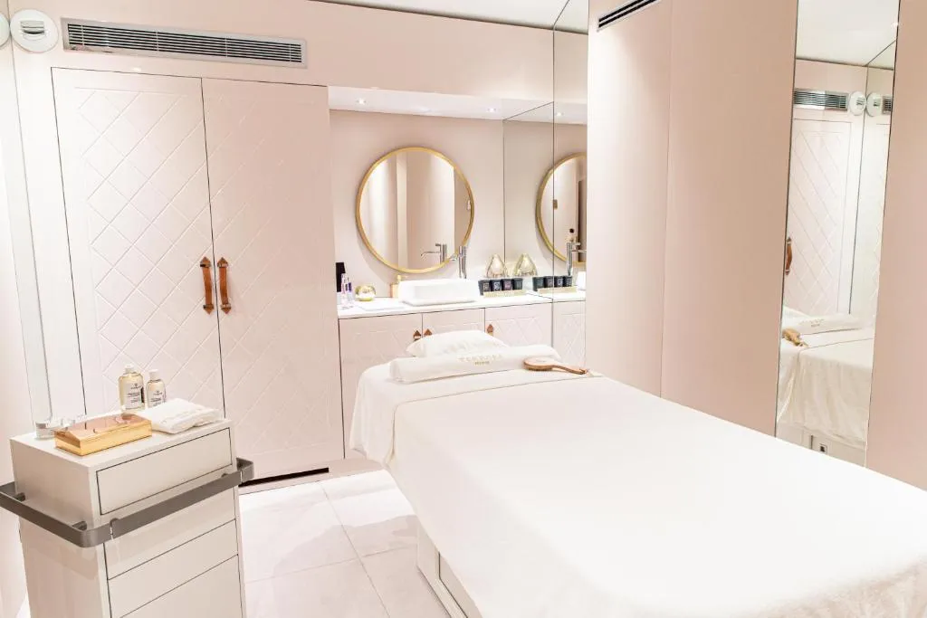 5 Nights Package Holiday Hôtel Bowmann Paris