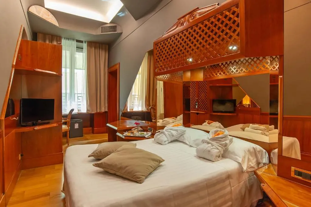 Hotel Isa Rome 4 Nights Holiday Package
