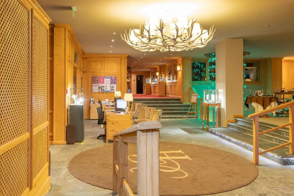 Hotel Royal 6-Nights