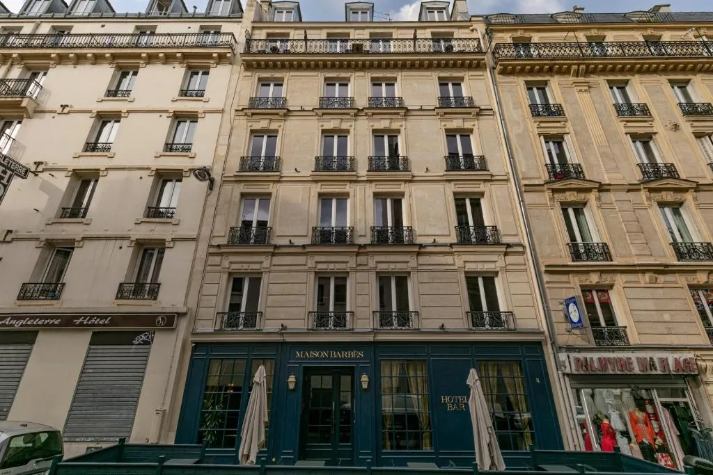 Holiday Maison Barbès Paris from UK
