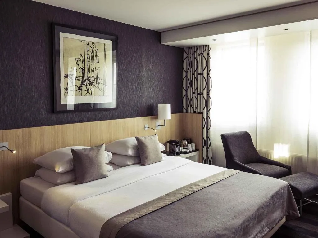 7 Nights Holiday Package at Mercure Amsterdam City