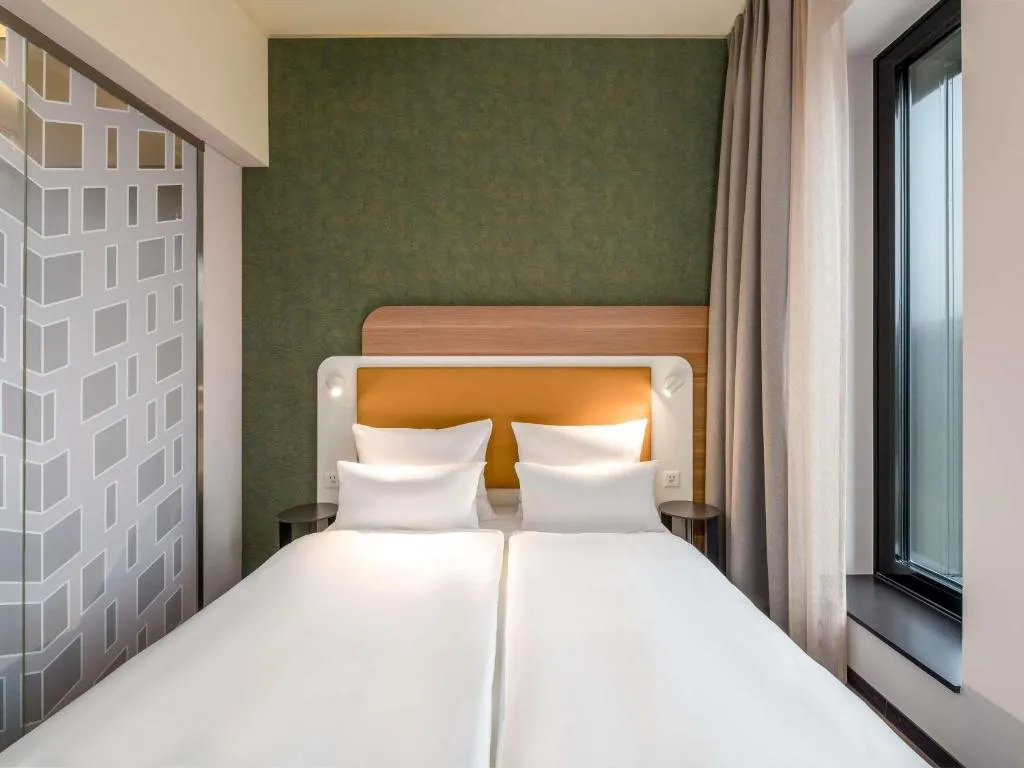 Affordable 3 Nights Package at Mercure Zürich City