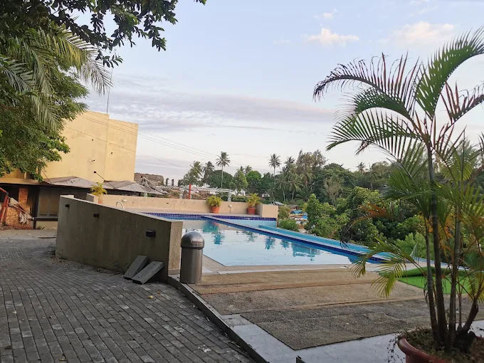 Ngalawa Hotel & Resort