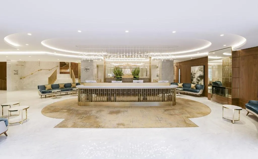 Affordable 8 Nights Package Royal Lancaster London