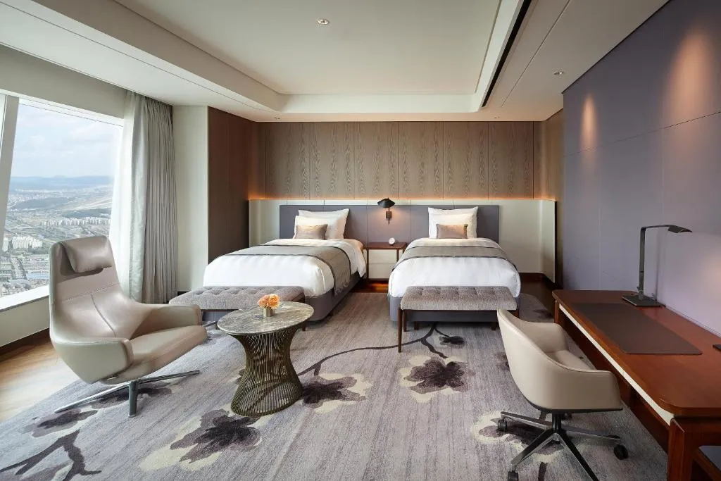 Signiel Seoul Flight and Stay 6 Nights Deal